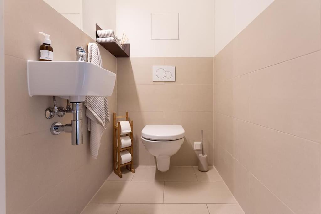 Dream Apartment - Central And Quiet With Ac And Free Parking Garage 비엔나 외부 사진